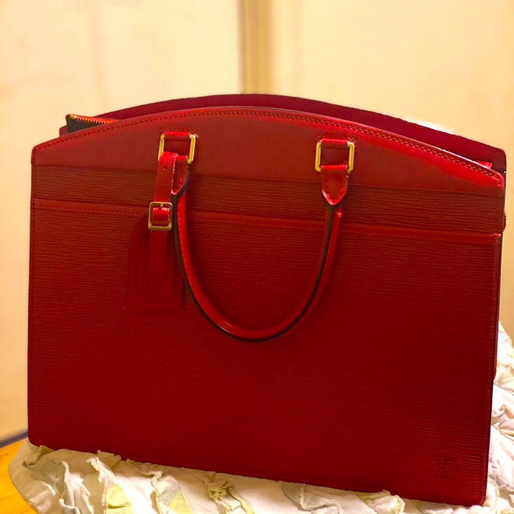 Authentic Louis Vuitton Epi riviera tote